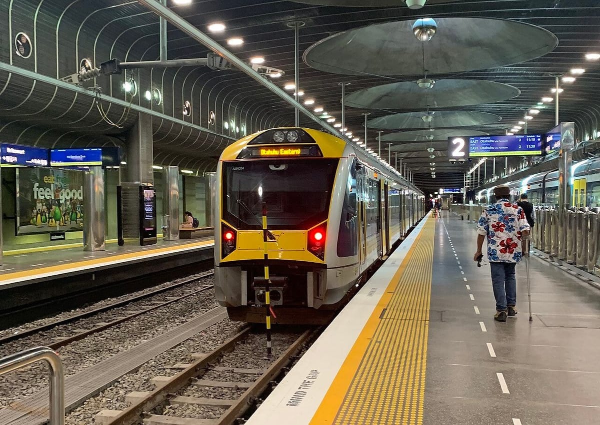 Starryblu Auckland Travel Guide: Contactless, AT HOP and NZD